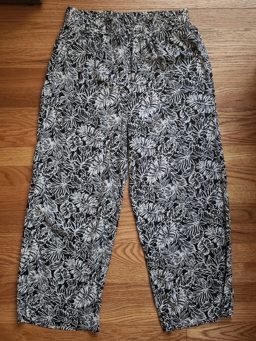 Sigrid Olsen Linen Black/White Tropical Leaf Pants Size M - Picture 10 of 10